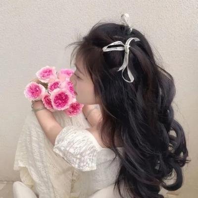 某影帝之子晒豪宅名表，被批炫富，72小时引热议